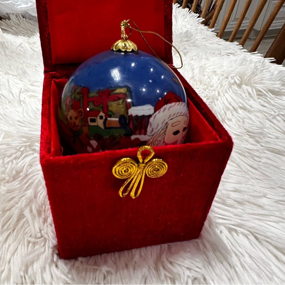 Pier One LI BIEN Glass ornament
